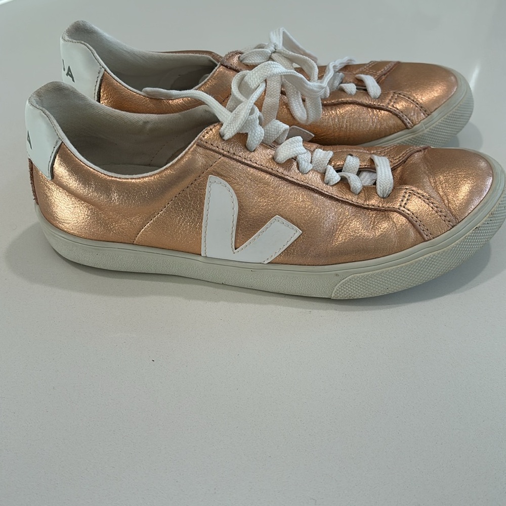 Veja - Picture 5 of 6